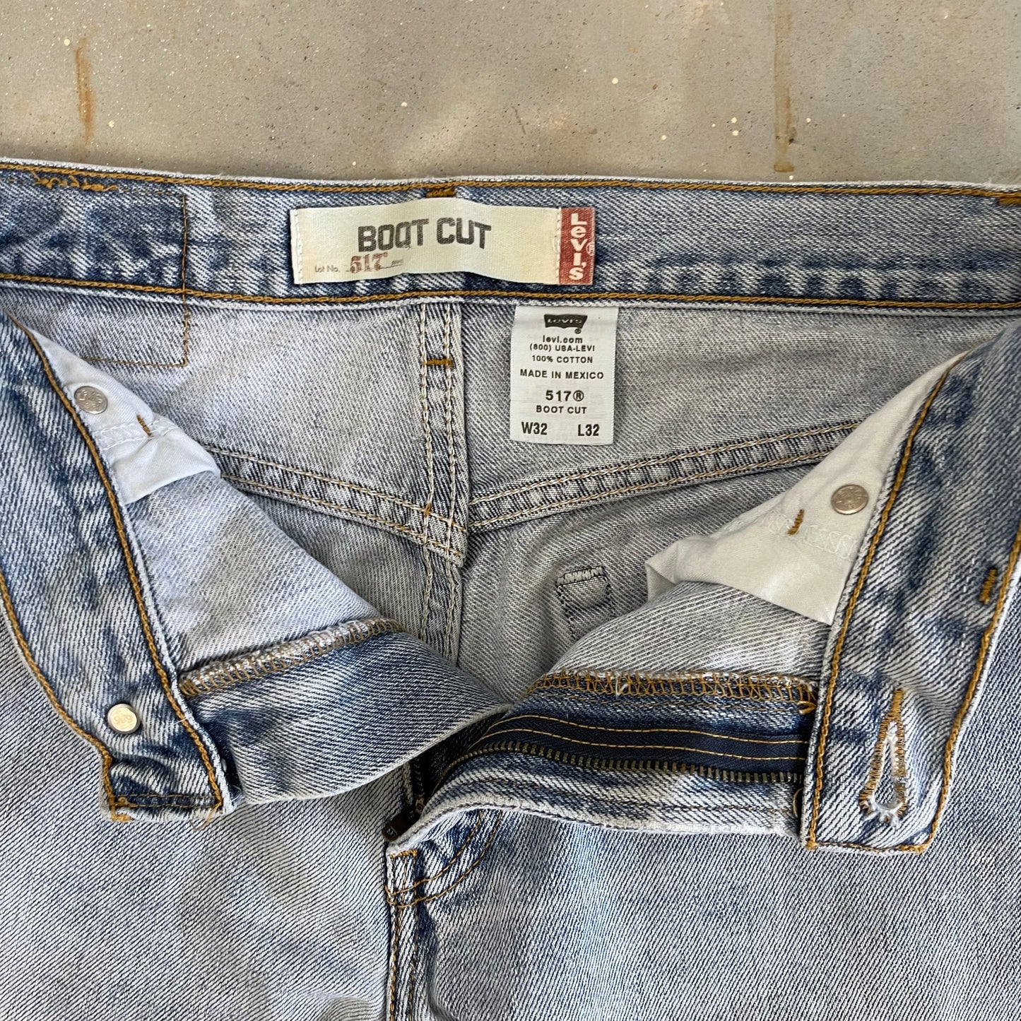 Levi's 517 Bleach Dyed Jeans