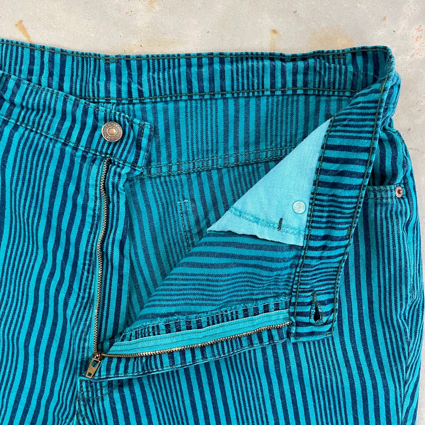 515 Levi's Orange Tab denim shorts