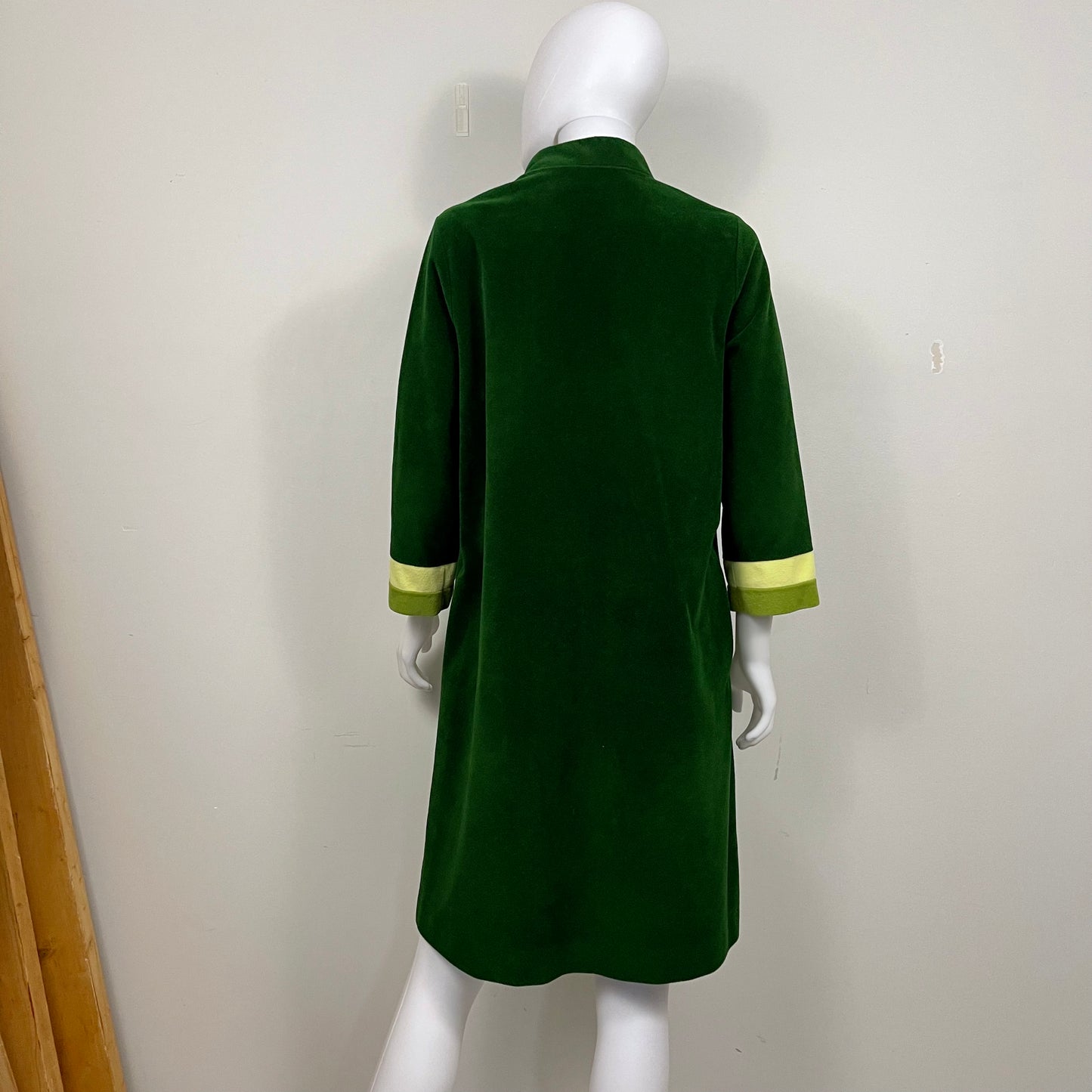 1960s Vanity Fair House Coat