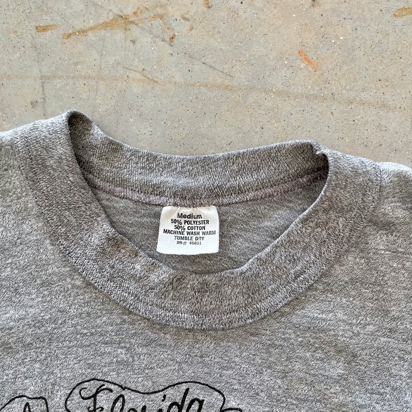 1980s Bikini Inspector cropped tee