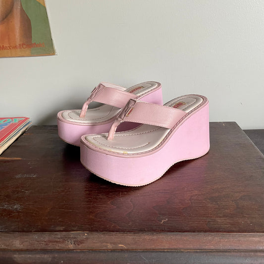 SODA Platform Sandals