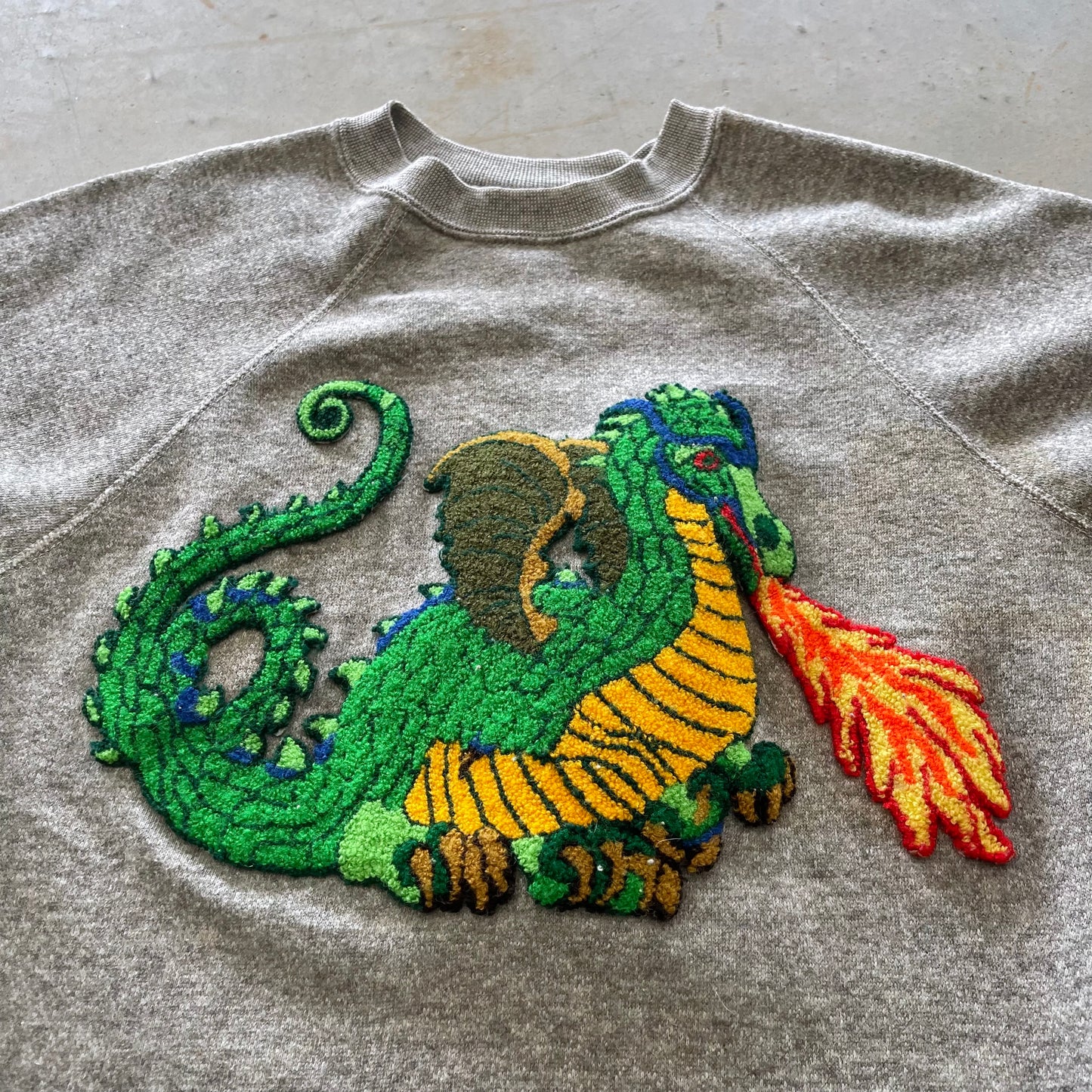 1980s Dragon Patch Cropped Sweatshirt