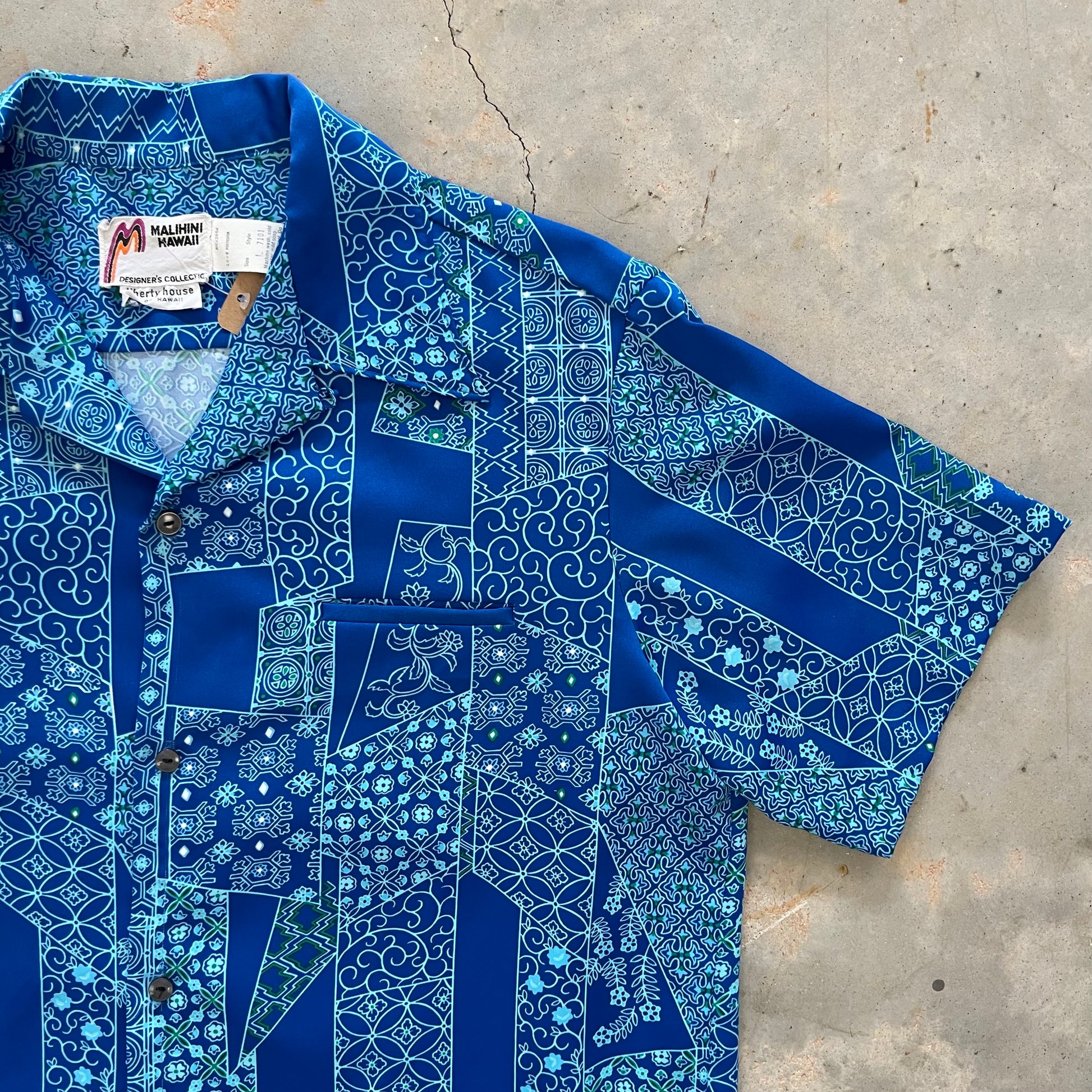 Vintage Malihini Hawaii Shirt Mens Size M Hawaiian Short Sleeve Button